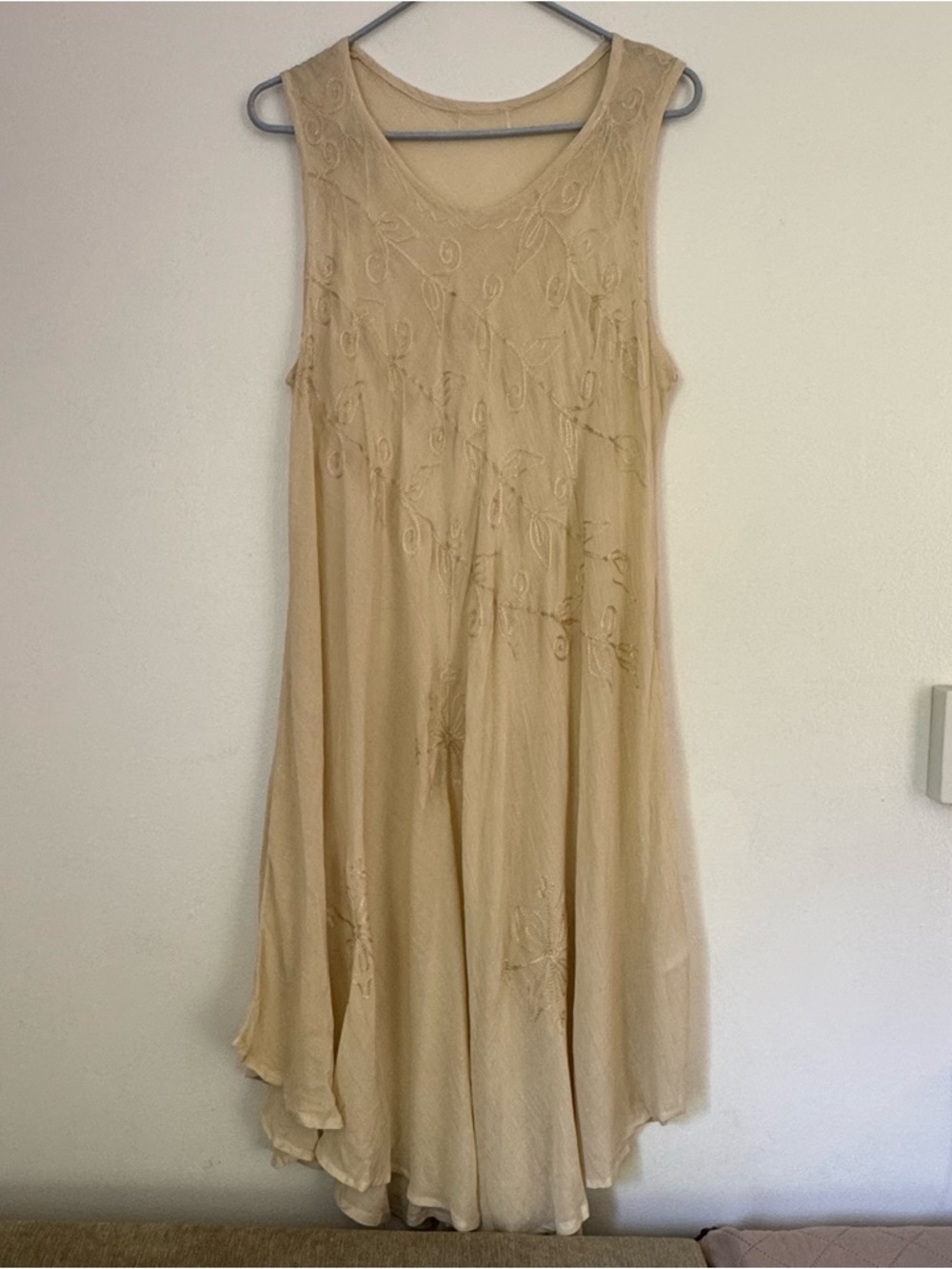 Sleeveless Beige Embroidered Flowing Dress Tamsy